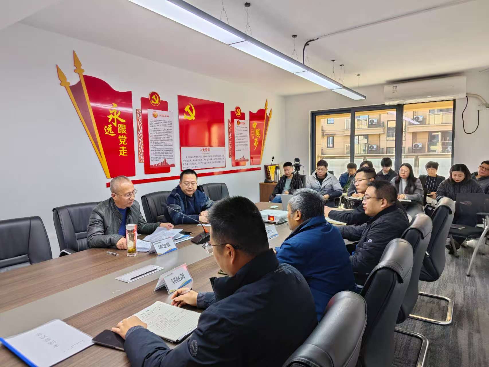 陈建敏到华东公司宣讲.jpg 陈建敏到华东公司宣讲.jpg