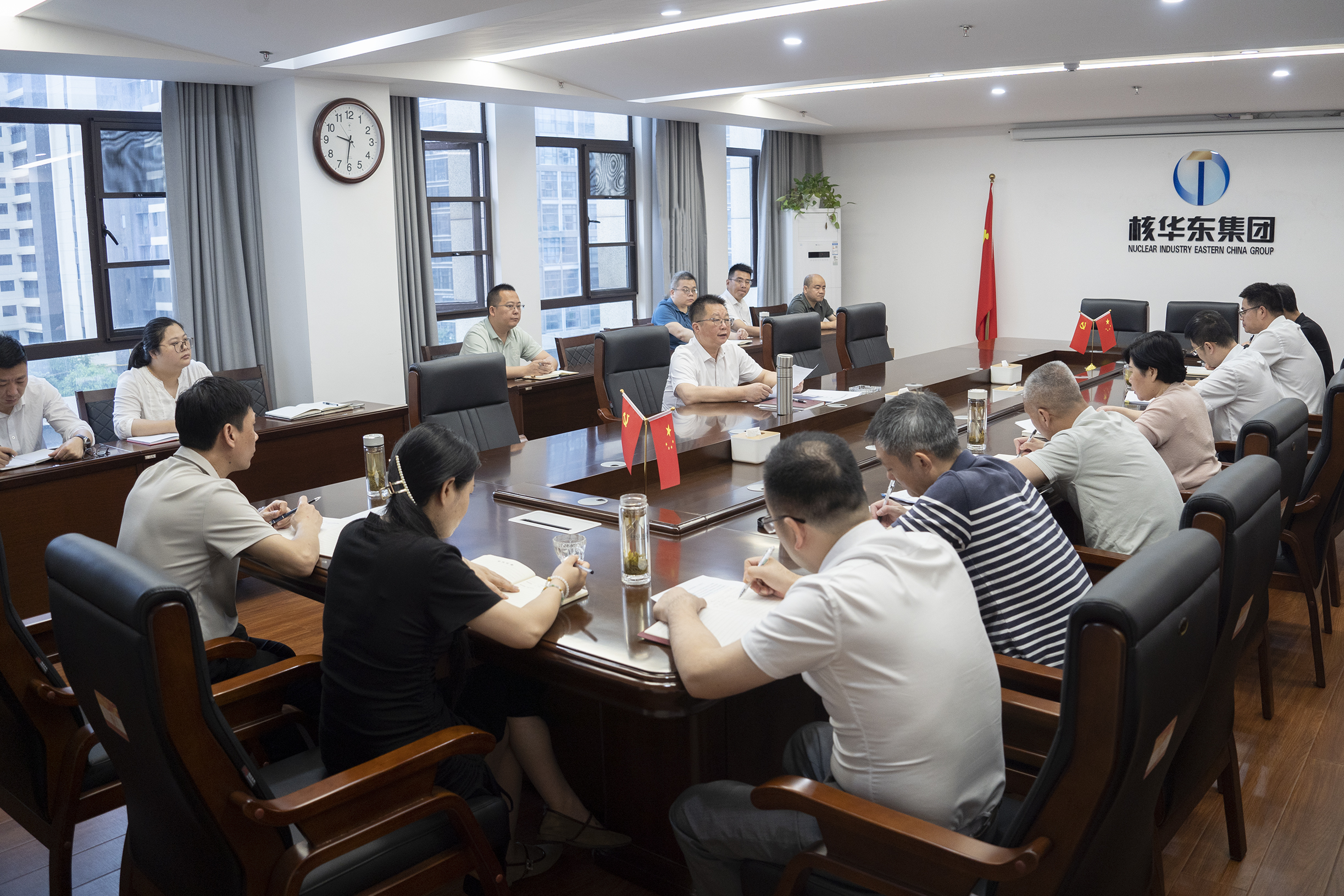 会议现场.jpg 会议现场.jpg